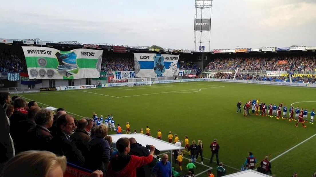 Fans PEC Zwolle trots op eerste optreden in Europa League