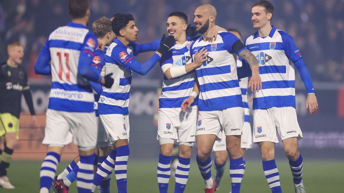 Ontketend PEC Zwolle vermorzelt FC Den Bosch op sensationele recordavond RTV Oost Ontketend PEC Zwolle vermorzelt FC Den Bosch op sensationele recordavond RTV Oost