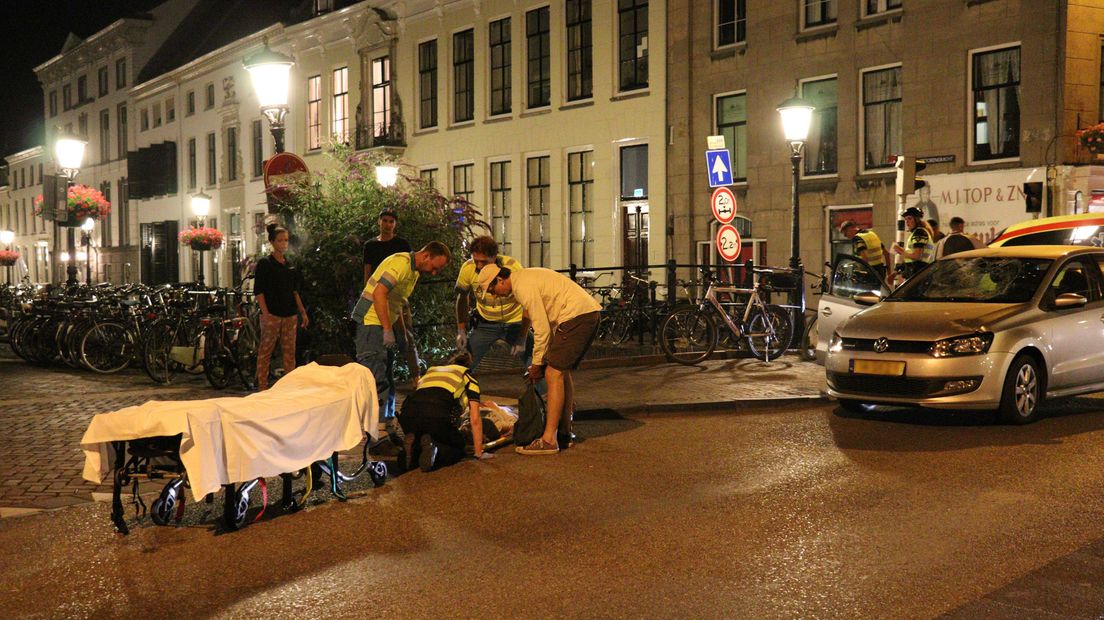Vrouw gewond bij aanrijding in centrum Utrecht.