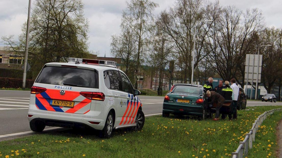 Drie auto's beschadigd bij aanrijding in Almelo