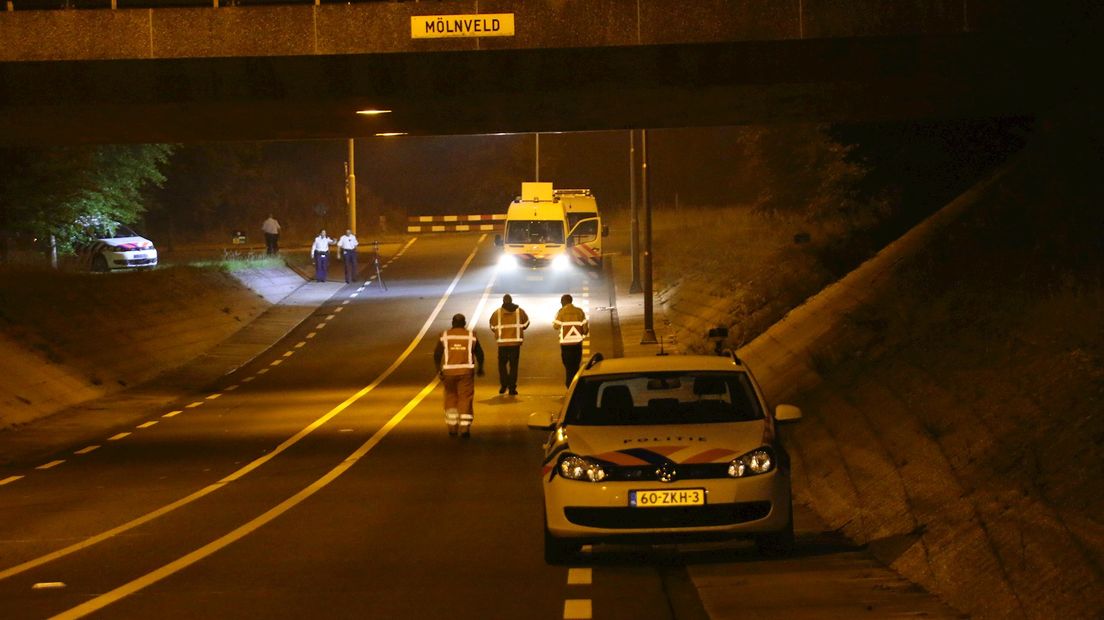 Mogelijk drank in het spel bij man die met auto over de kop vloog in De Lutte