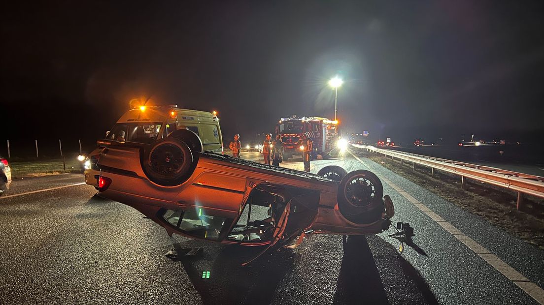 112 News: Car overturned on A1 |  Police cars damaged in car crash