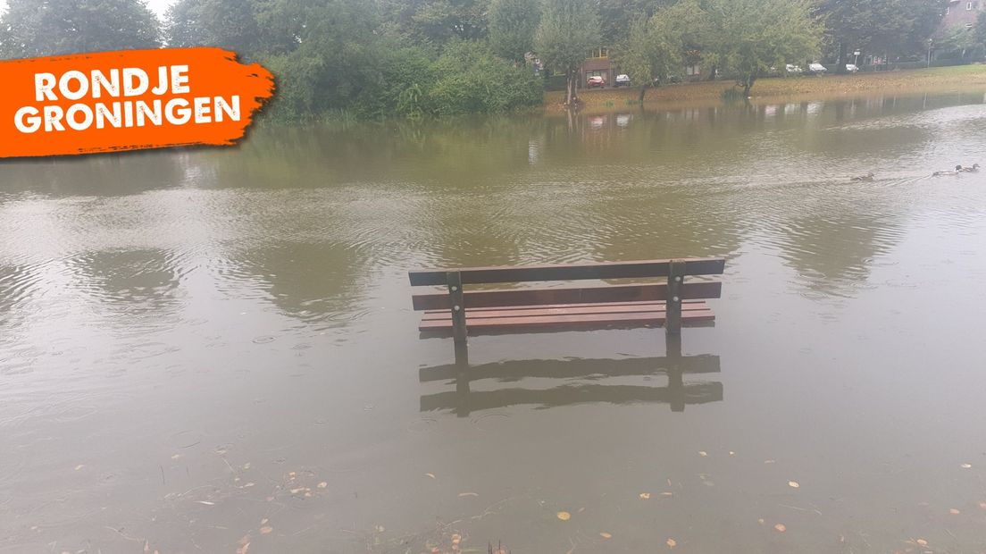 In Groningen kan alles, zelfs zitten op het water