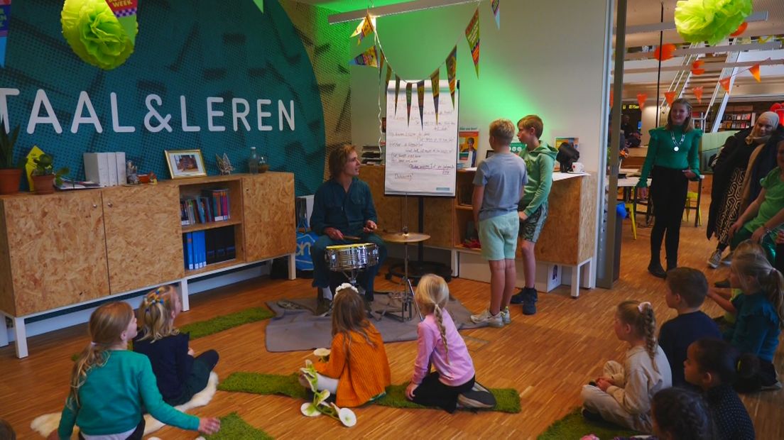 'Kinderboekenspektakel' leidt tot rappende kinderen in Hoogezand
