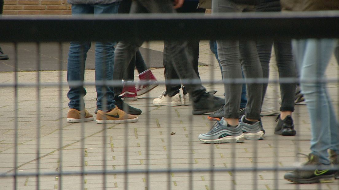 Kinderen op het schoolplein