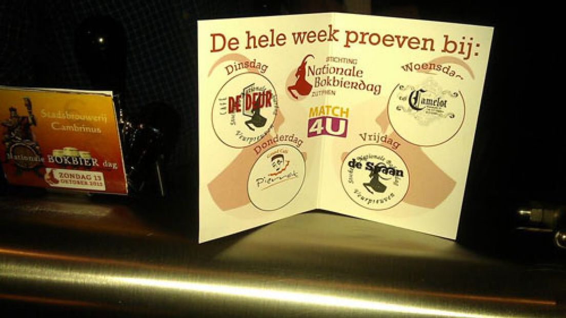 In de aanloop naar de Nationale Bokbierdag zondag kunnen in Zutphen voor het eerst alvast bokbieren worden voorgeproefd.Zo'n vier cafés doen mee aan het 'veurpreuven'.