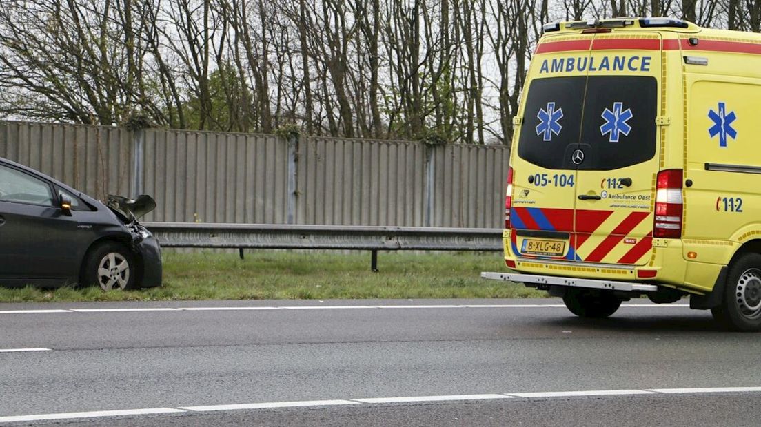 Ongeluk op A1 bij Enter