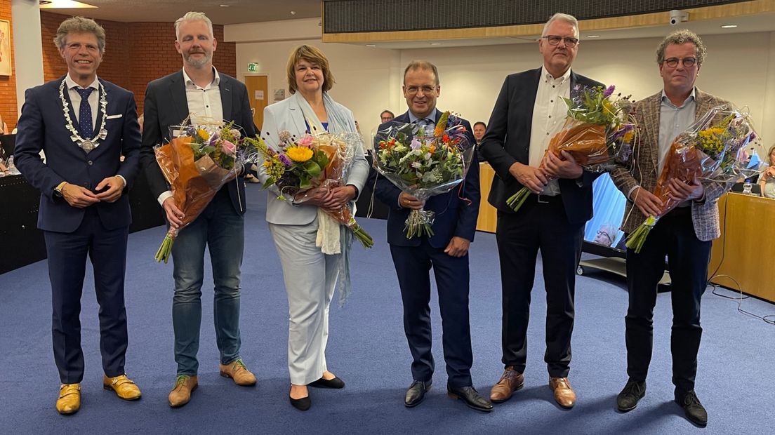 V.l.n.r: Ard van der Tuuk, Bé Schollema, Marjan Sijperda, Bert Nederveen, Harry Stomphorst en Hans Haze