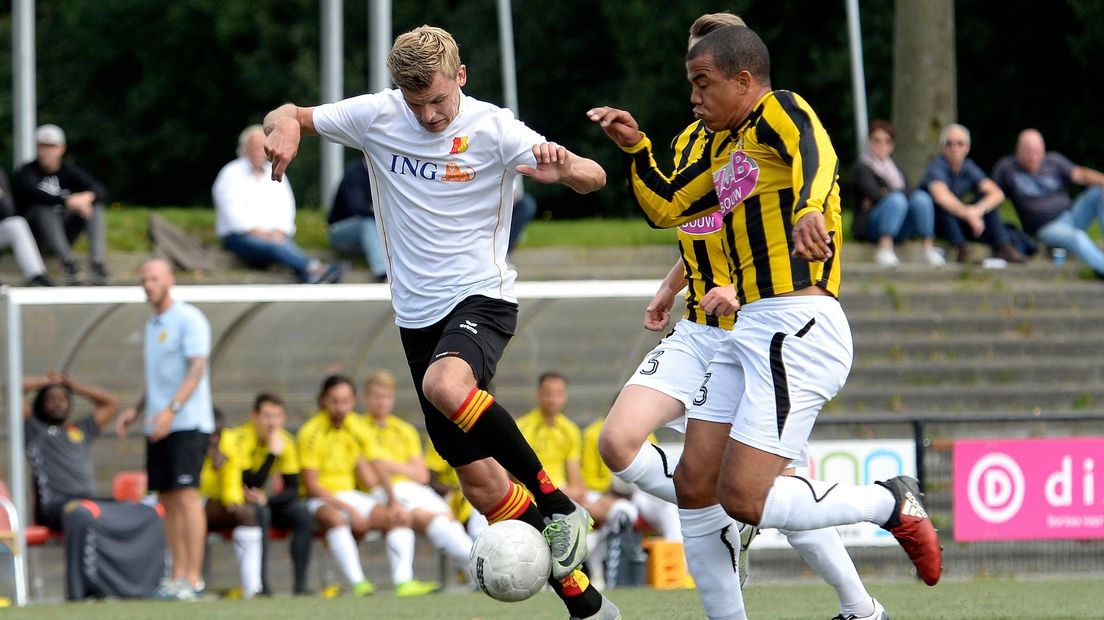 Arnoud Bentum benutte een penalty en gaf een assist namens Be Quick archief