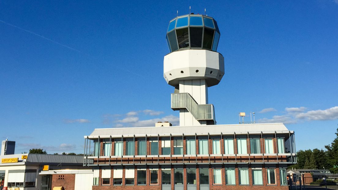 De verkeerstoren van Groningen Airport Eelde (Rechten: archief RTV Drenthe)