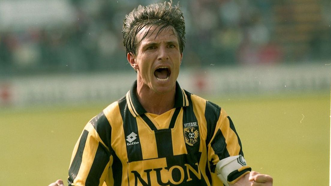 Van Hintum, karakterspeler in dienst van Vitesse
