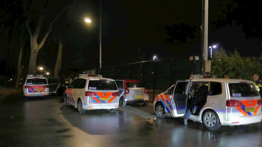 Verdachte van mishandeling slaat op de vlucht voor politie in Enschede