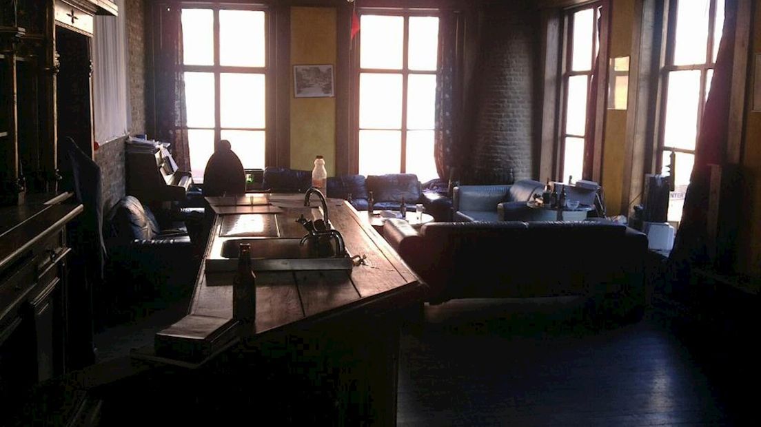 Bar in huis