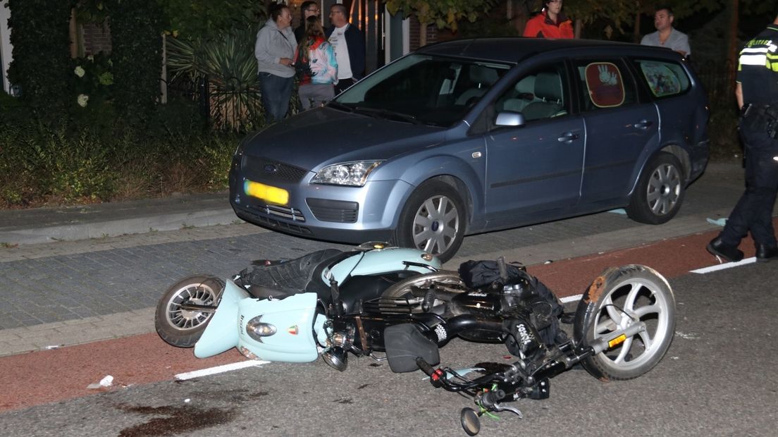 Gevluchte bromfietser reed op gestolen voertuig