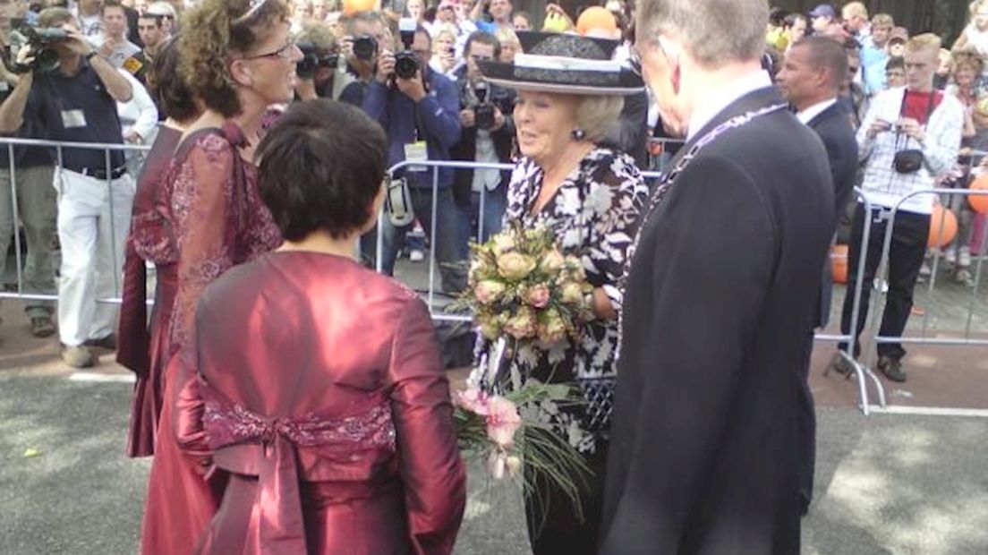 Bezoek Koningin Beatrix live bij RTV Oost