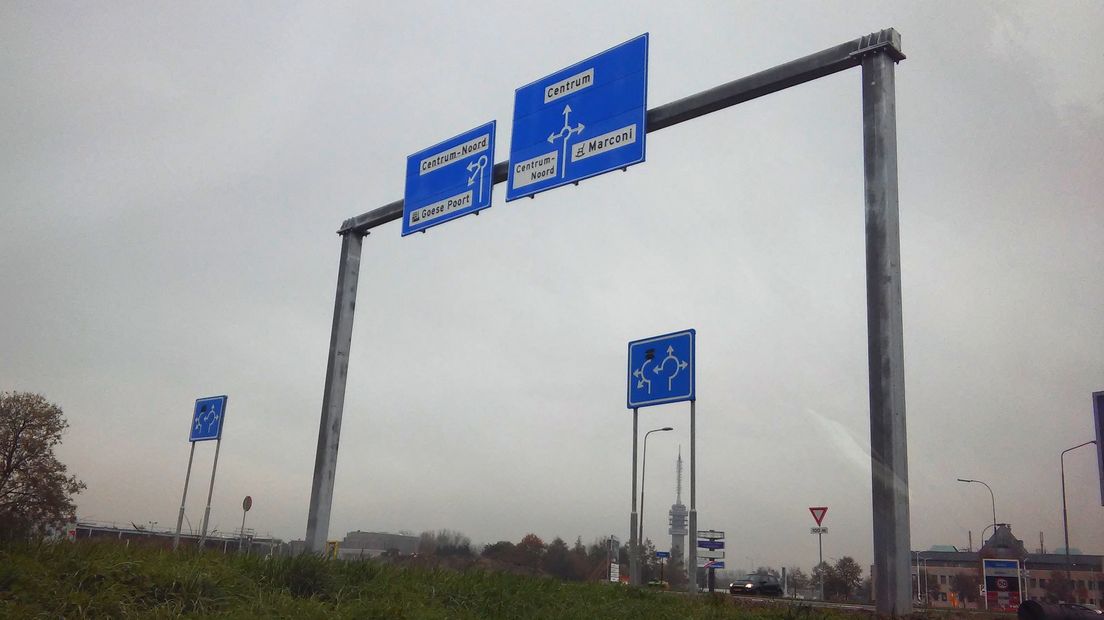 Verkeersbord rotonde Goes nodigt uit tot spookrijden