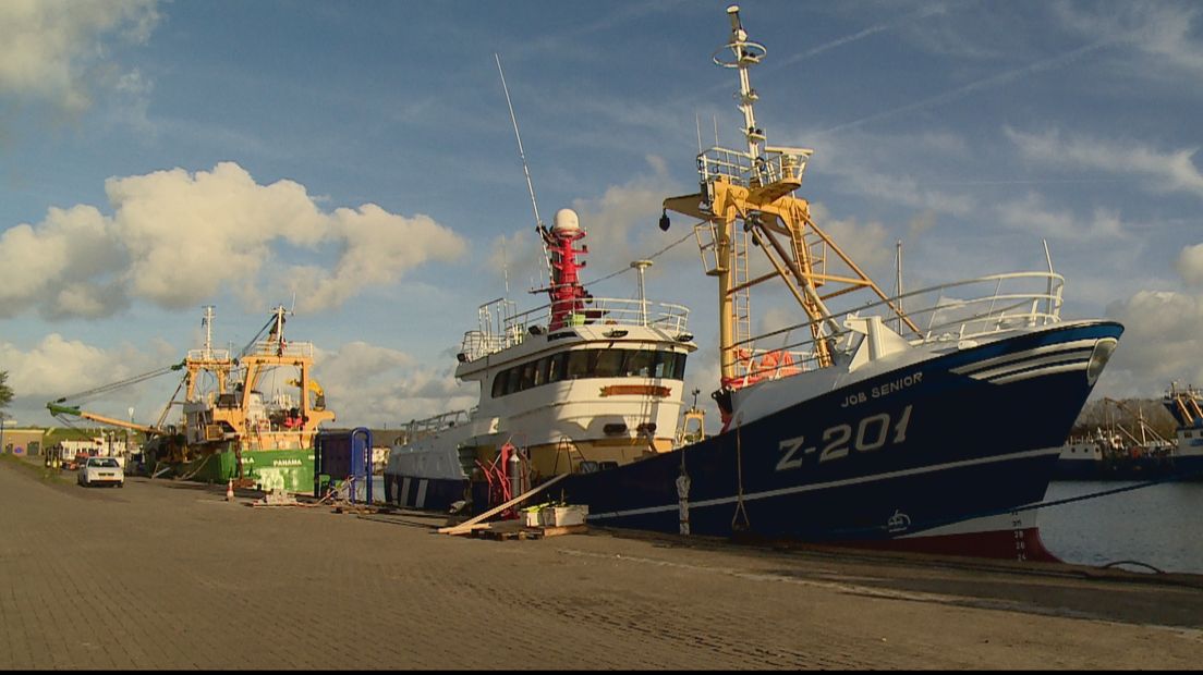 De Zeebrugge 201, de viskotter van Schot, ligt nu nog aan de kade voor renovatie