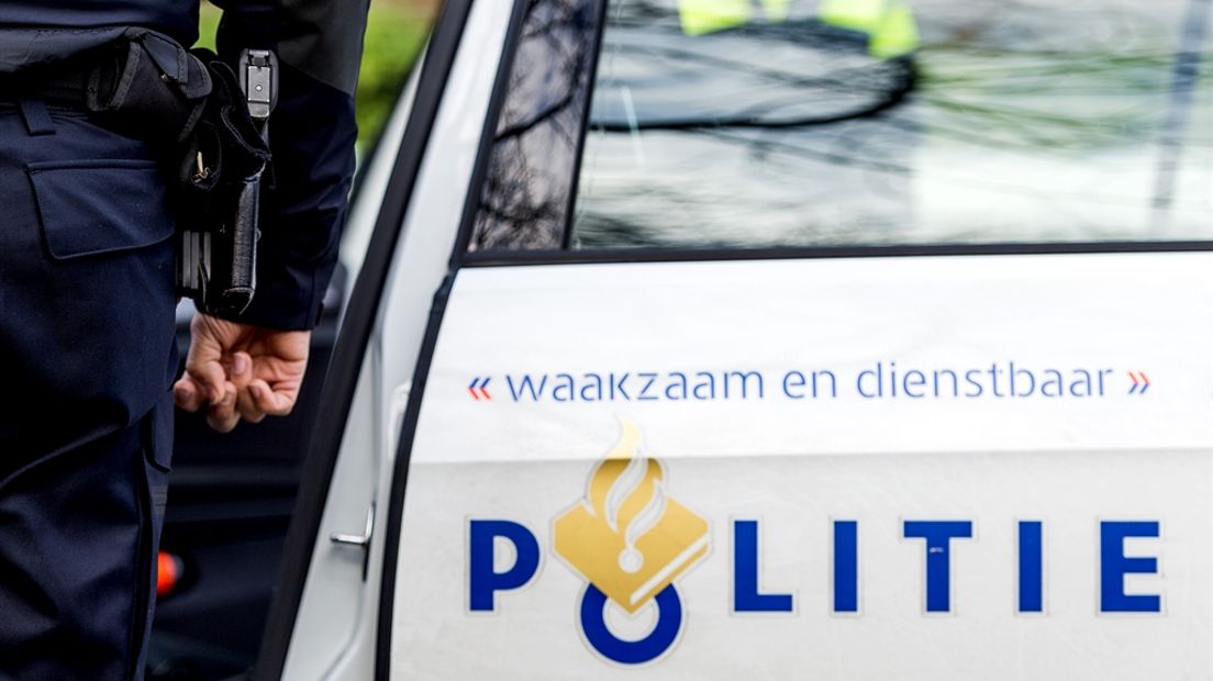 De politie wist de twee verdachten ondanks een vluchtpoging op te pakken.