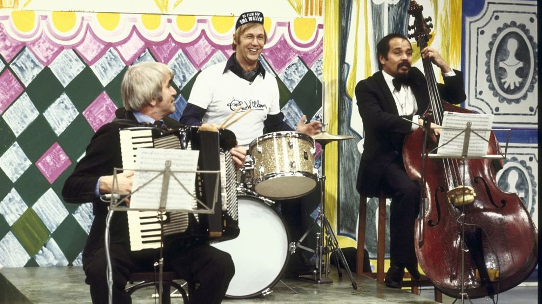 Rechts op de foto Frank Noya.