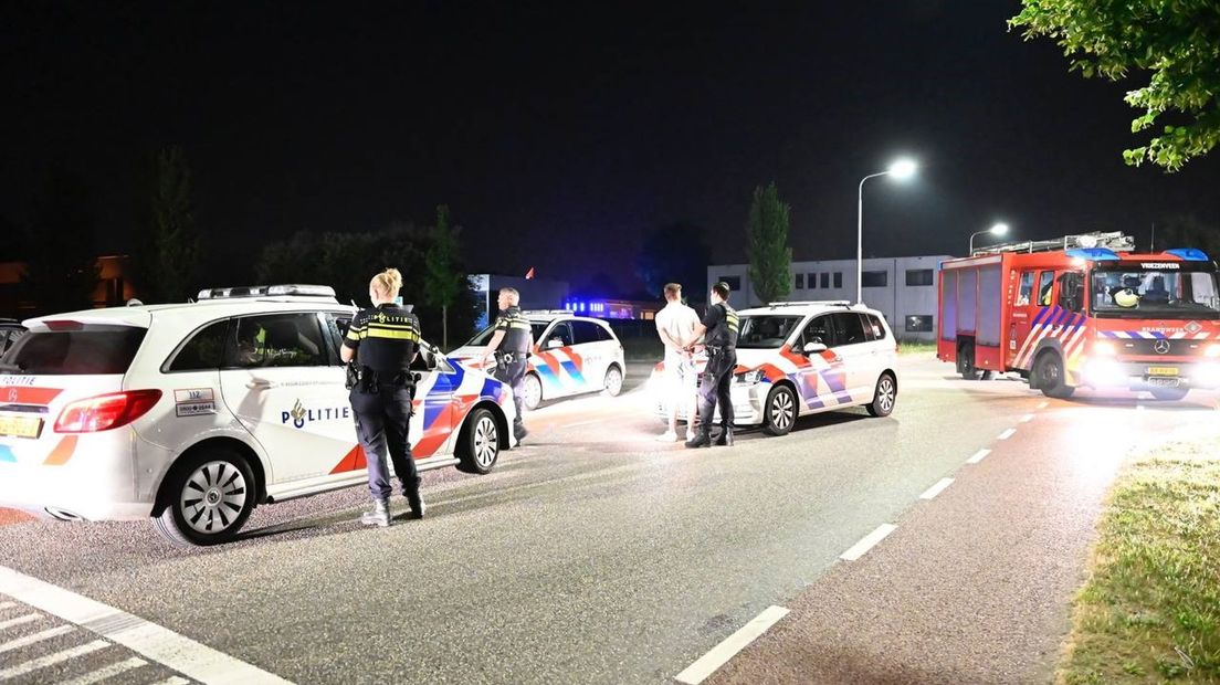 Twee Aanhoudingen Na Achtervolging Die Eindigt In Vriezenveen - RTV Oost