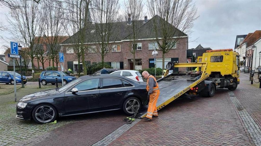 De auto werd teruggevonden op een plein in Bredevoort.