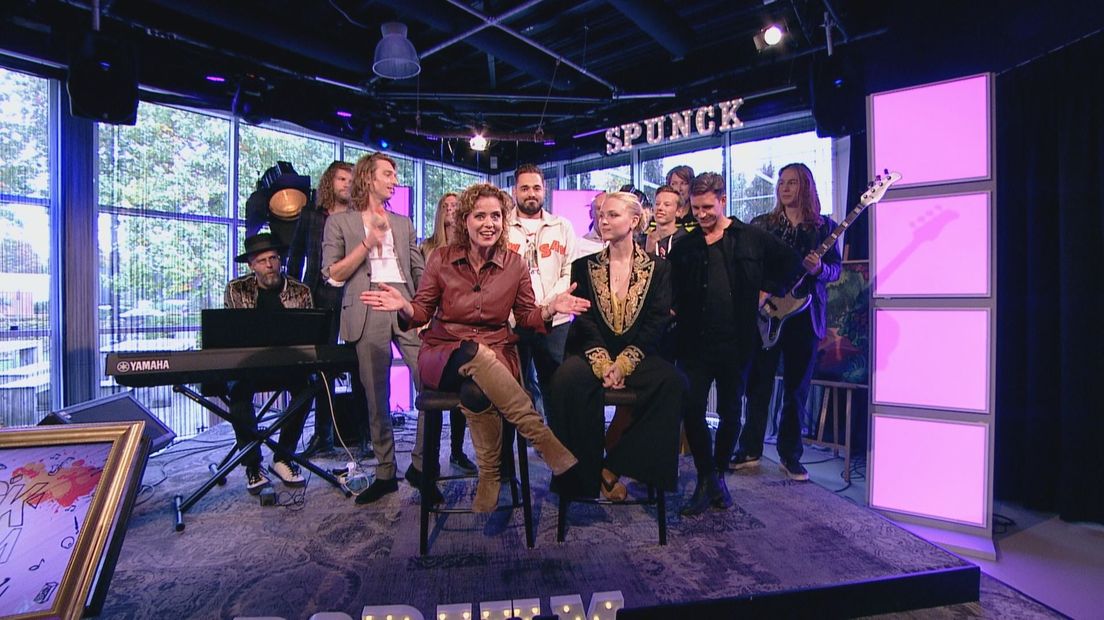 Inga Tjapkes met de gasten van het Spunck Podium