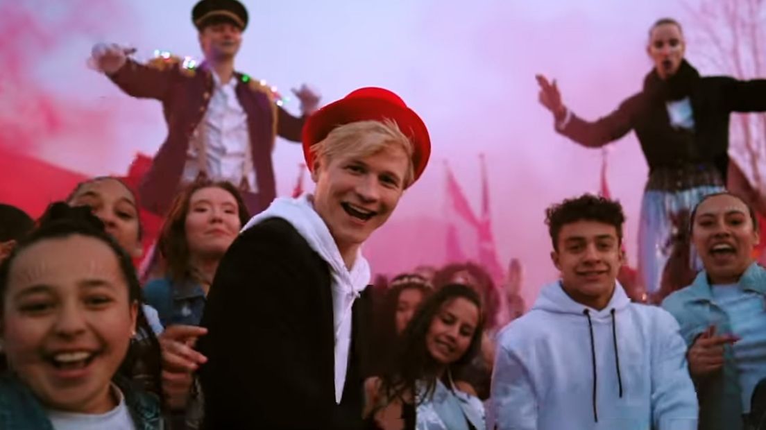 YouTuber Kalvijn sluit het JOT. Festival af