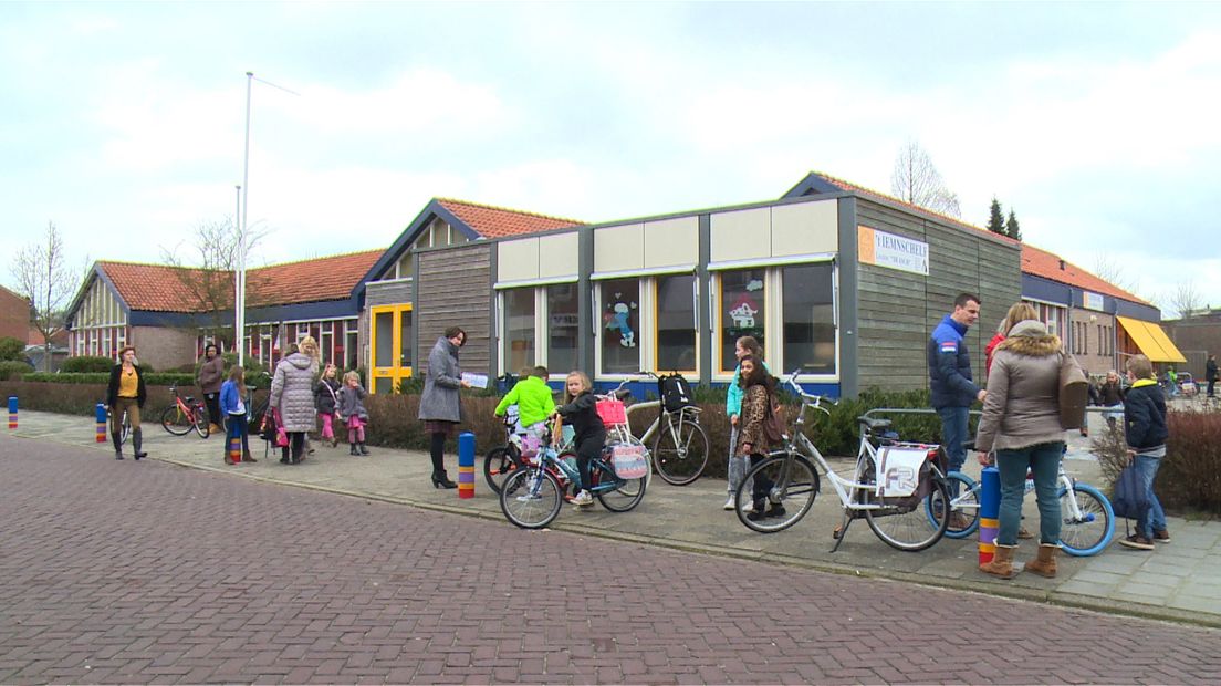 Basisscholen in onder meer Borne kunnen bezoek van leerplichtambtenaren verwachten