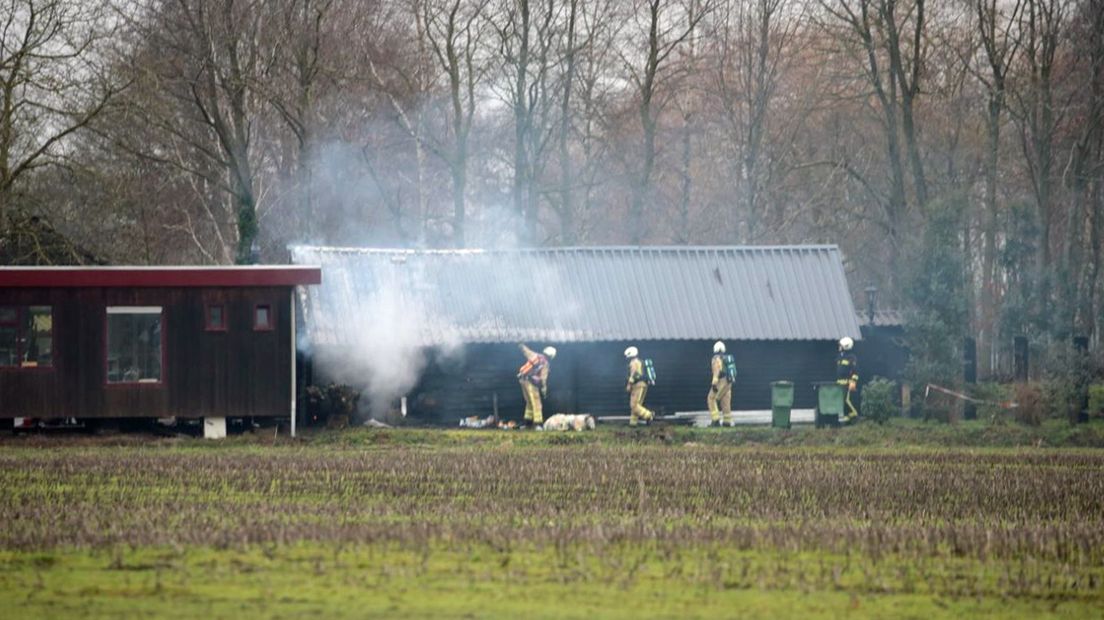 Ondanks de inzet raakte de schuur toch zwaar beschadigd