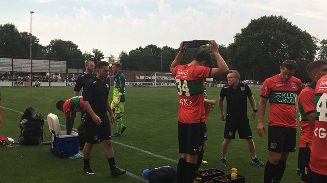 Het is NEC dinsdagavond niet gelukt in een oefenwedstrijd te winnen van De Treffers. In Groesbeek bleef het 0-0 tegen de amateurs.