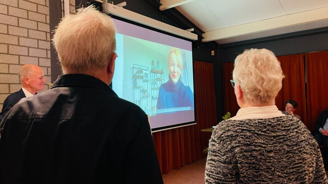 Marianne Timmer(ook erelid) heeft mooie woorden voor Van der Ark en Meindertsma