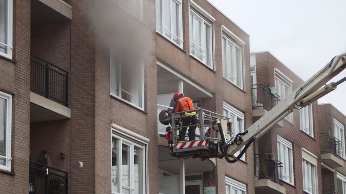 Rond het middaguur ontstond er brand (Rechten: Noordernieuws/De Vries Media)