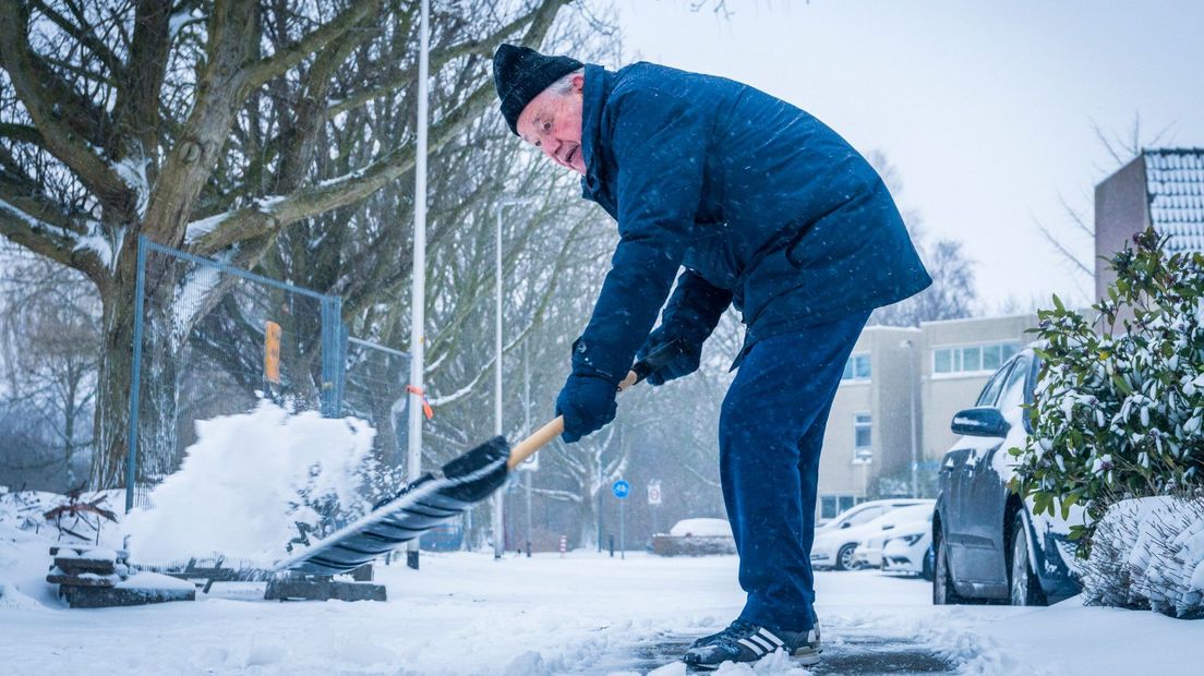 Deze man schept zijn straatje schoon in Zoetermeer
