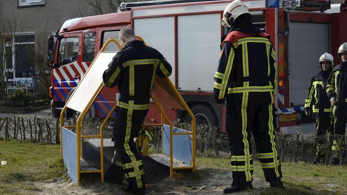 Brandje in speelhuisjes kon snel worden uitgemaakt.