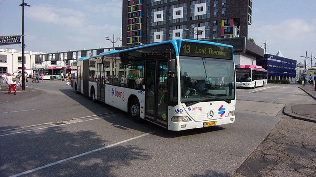 Buschauffeurs staken vrijdag in Nijmegen en Bemmel, maar niet allemaal.