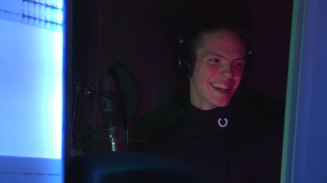 Ex-verslaafde Kas bleek een talent te zijn in het rappen