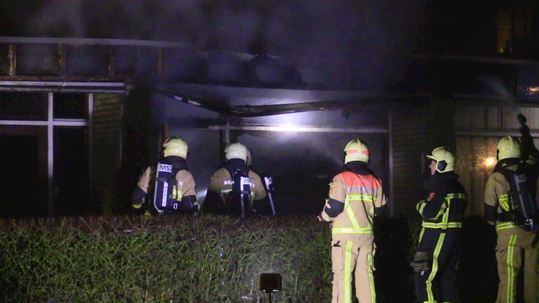 Studentenwoning brandt uit in Enschede