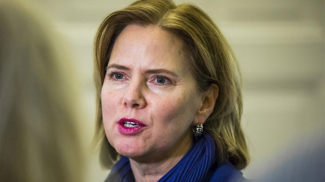 Cora van Nieuwenhuizen van Infrastructuur en Waterstaat (VVD)