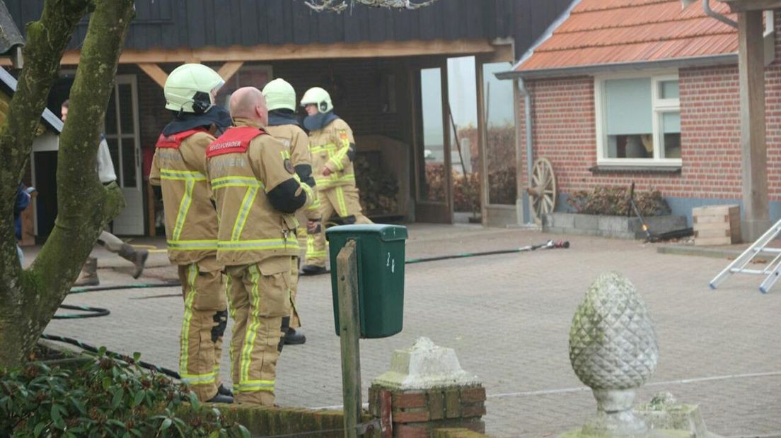 Brandweer bij schoorsteenbrand in Rijssen