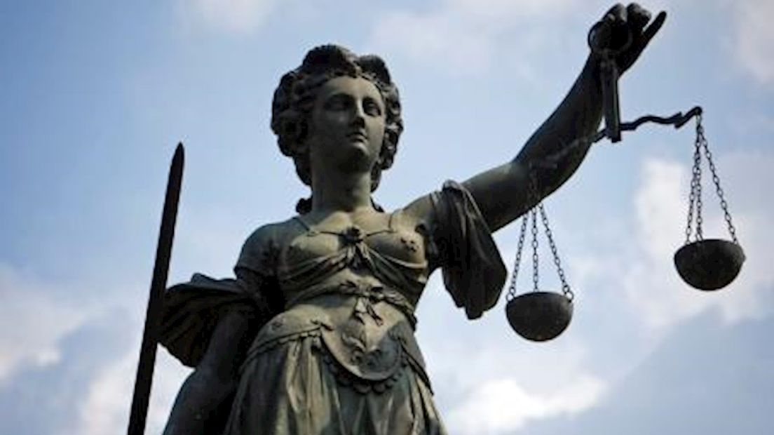 Openbaar Ministerie / Justitie (4:3)