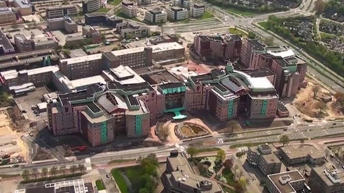 Nieuw Isala ziekenhuis van bovenaf