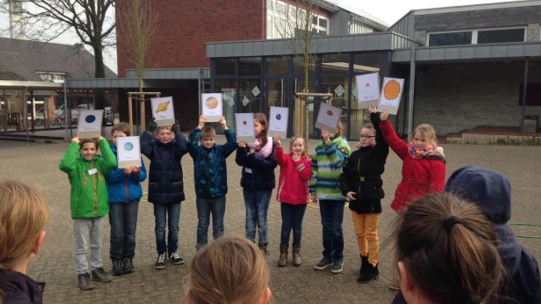 Duitse kinderen krijgen Nederlandse les