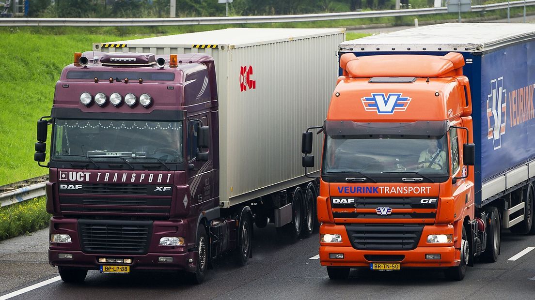 Inhalende vrachtwagens zijn een ergernis voor veel automobilisten