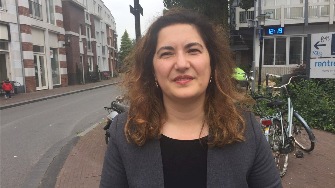 Politica Huri Sahin uit Deventer