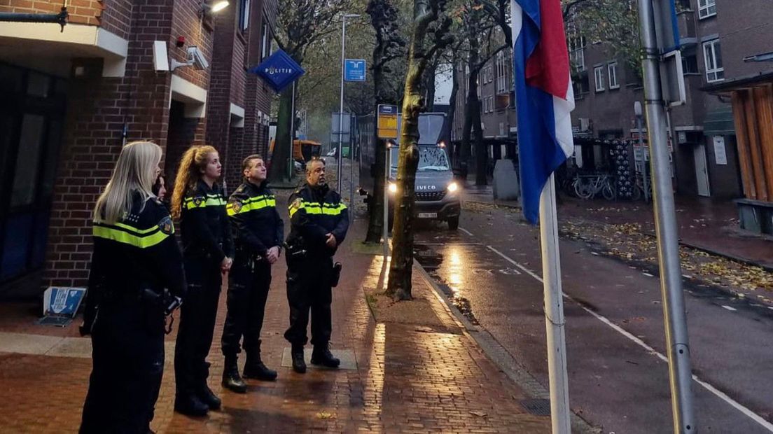 Local police officer Kim (33) died in accident, Mayor of Zoetermeer visits police station