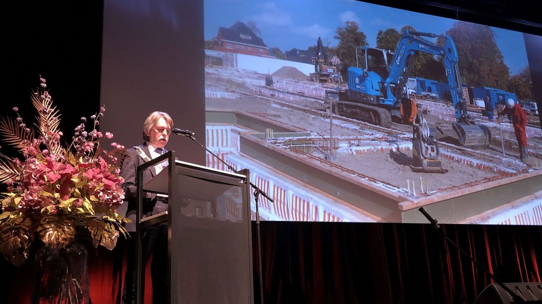 Gerard Beukema voorzag zijn speech van bijpassende beelden