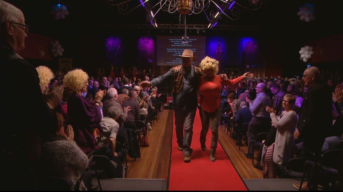 Feest bij honderdste uitvoering van Buutreednersfestival (video)