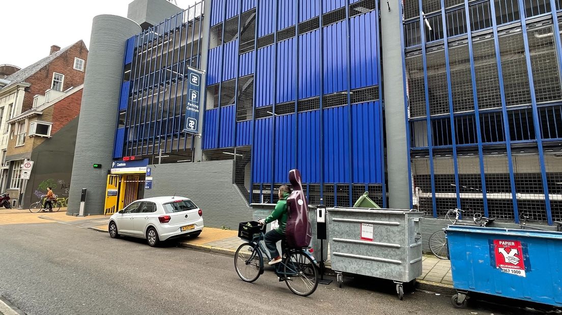 De centrumgarage in de Haddingestraat