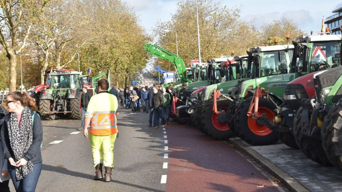 Boeren bij provinciehuis Zwolle