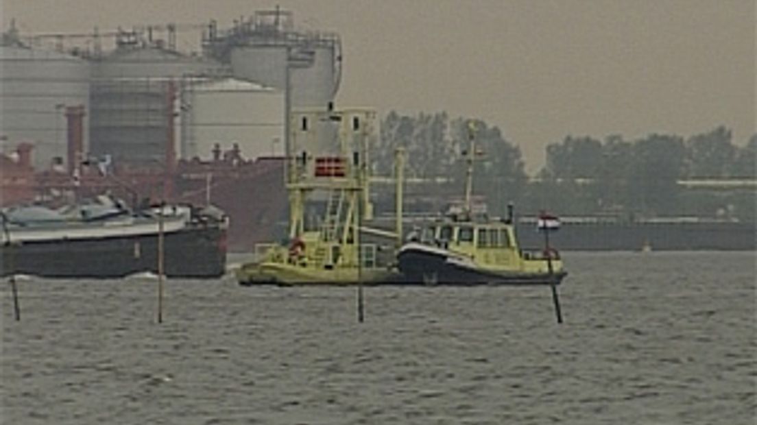 Berging schip in Hollands Diep - Rijnmond